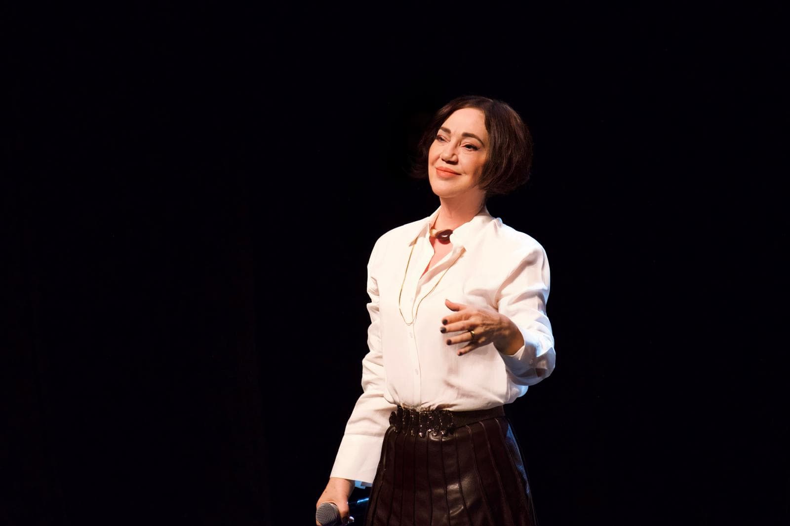 Aşkın en hırçın, en cesur hali: Nazan Öncel