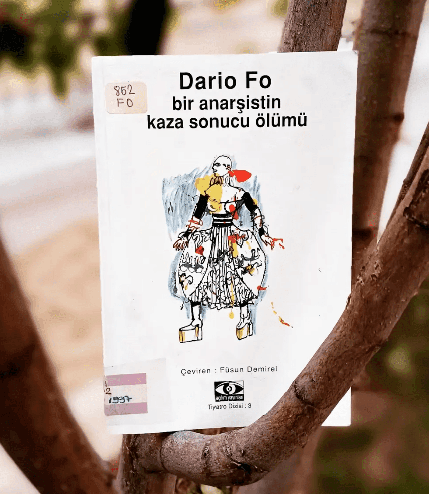 Bir Anarşistin Kaza Sonucu Ölümü - Dario Fo